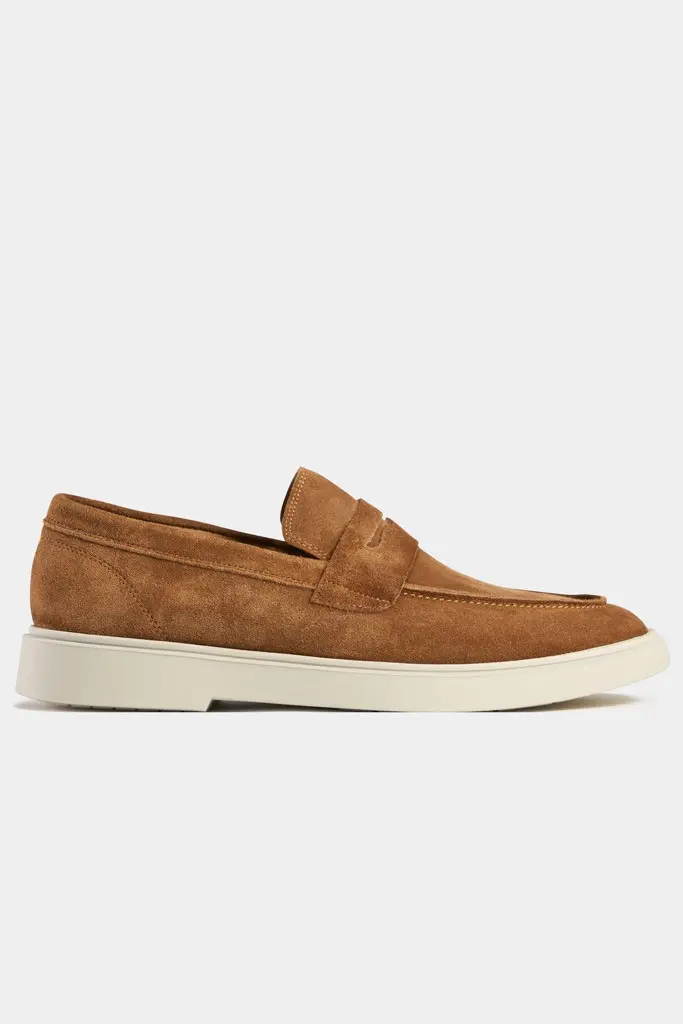 8120 Suede Loafer