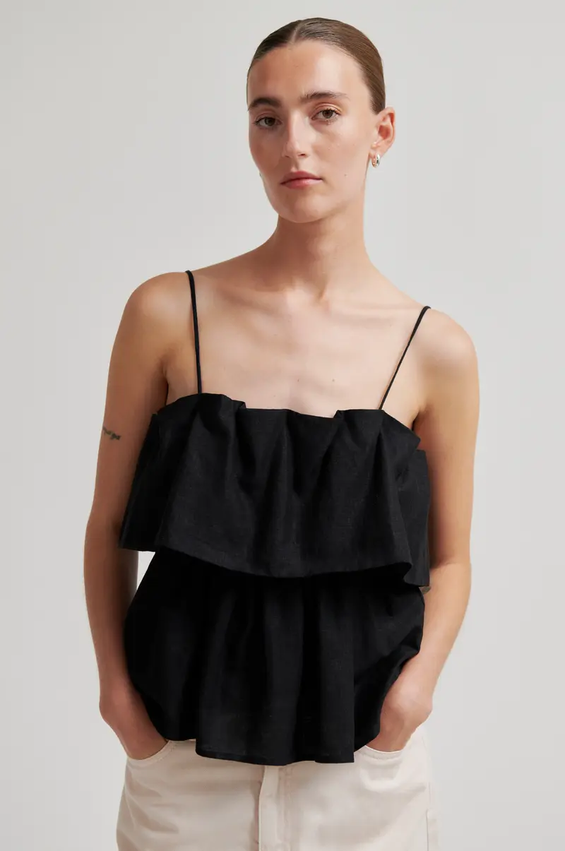 Aie Top