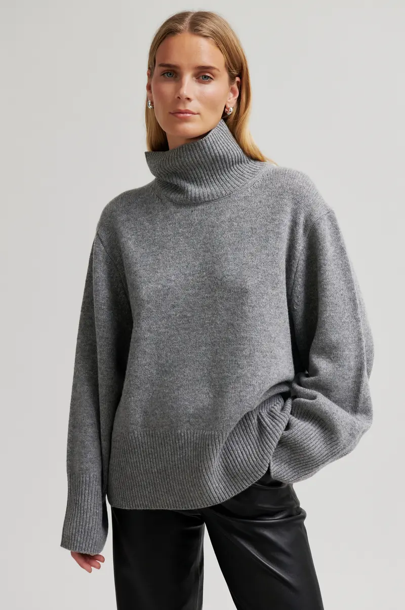 Alpha Knit T-Neck