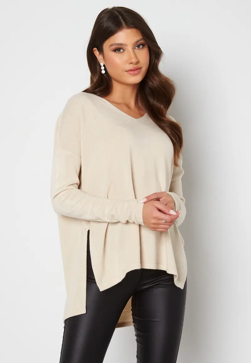 Amalia L/S V-Neck Pullover Knit