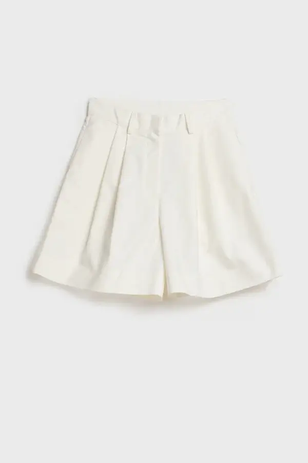 Amanda Cotton Shorts White