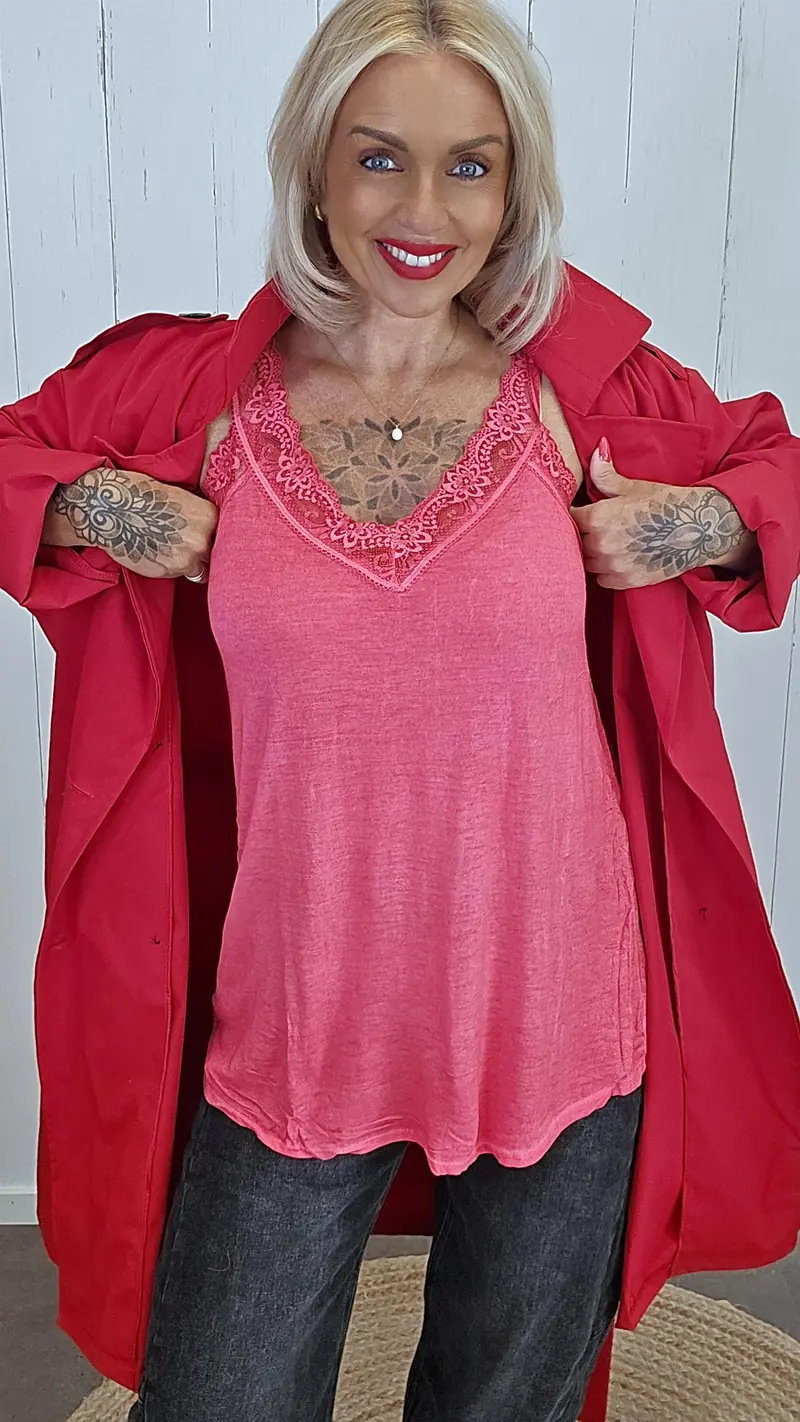 Amber Singlet med blonder rød
