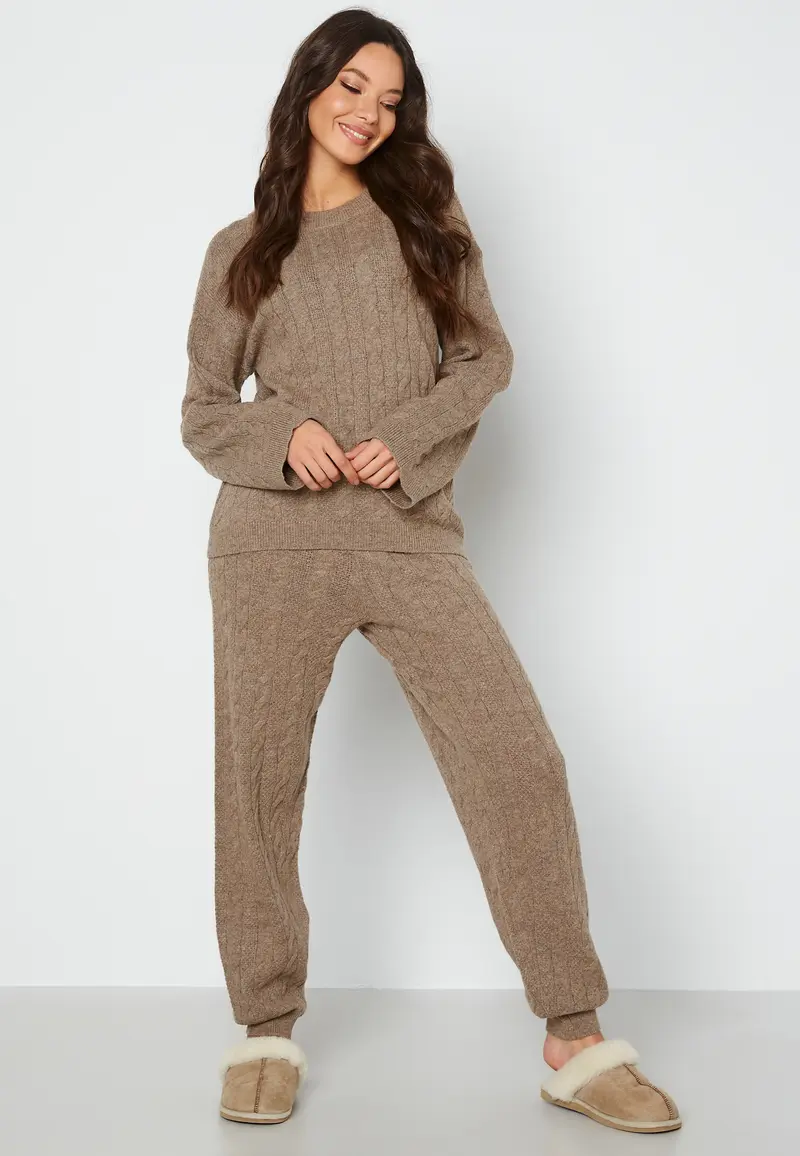 Ansley MW Cable Knit Pant