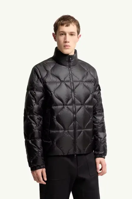 Asurel Geometric Quilted Short Down Jacket Black