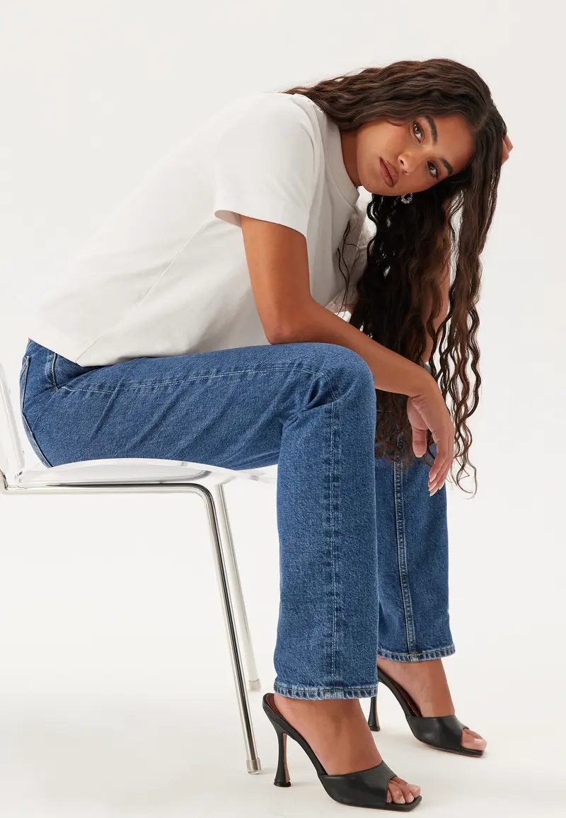 Authentic Slim Straight