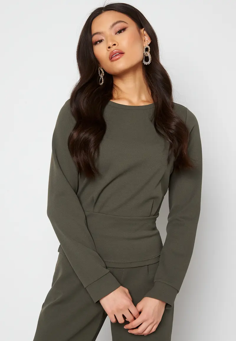 Avery cuff top