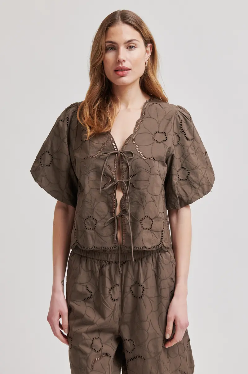 Avrille Blouse
