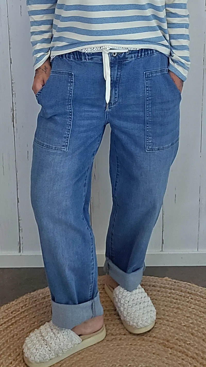 Bella Jeans med Strikk og knyting