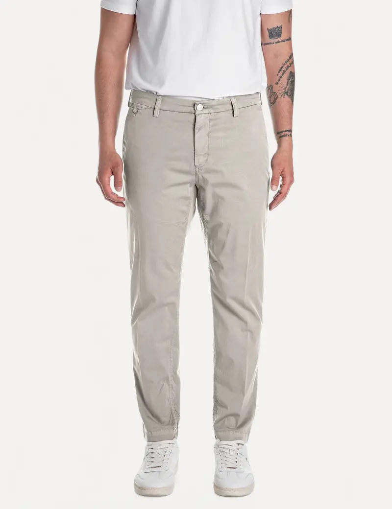Benni Chinos