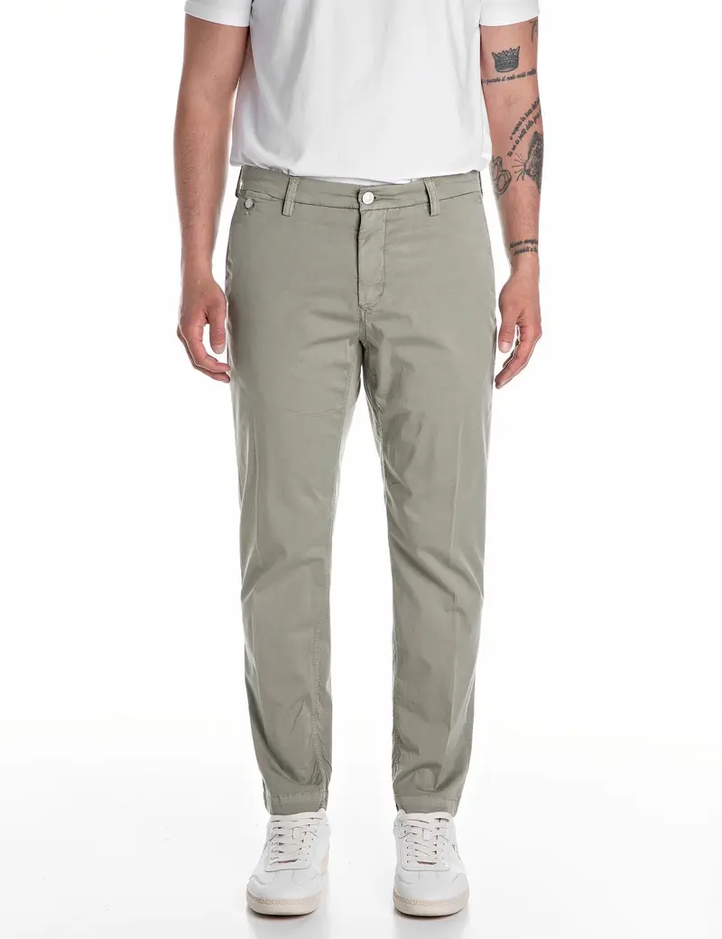 Benni Chinos