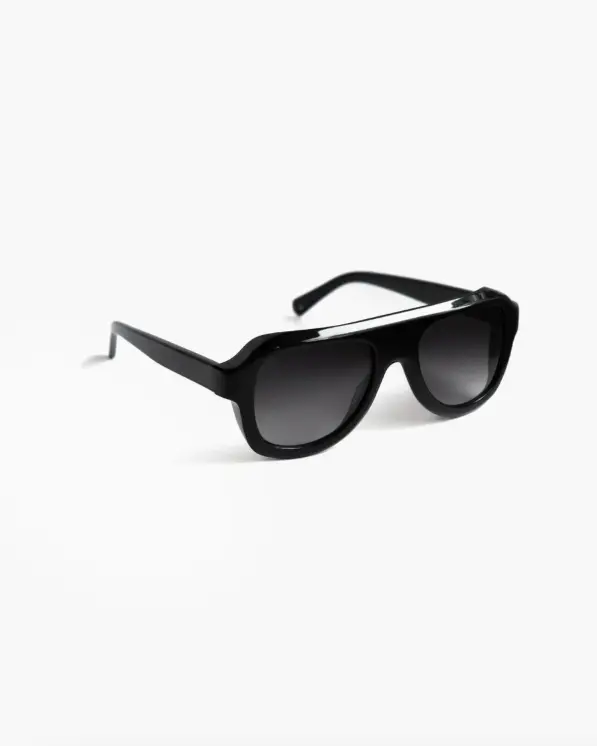 Bernard Black Gradual Black