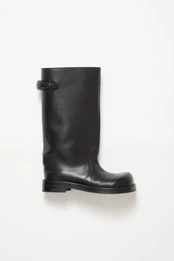 Beshay Boot Ode
