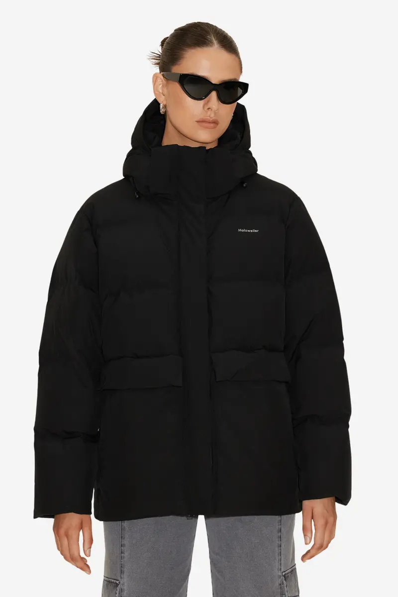 Besseggen Down Jacket New Black