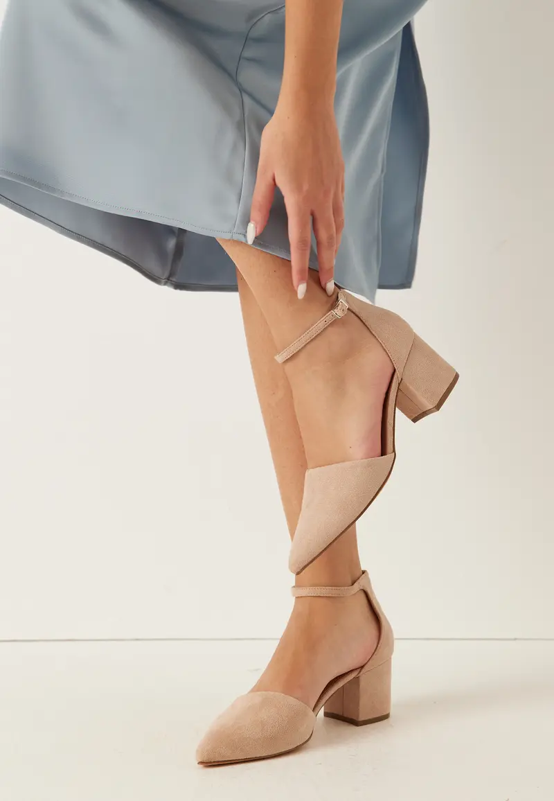Biadevived Pump Micro Suede