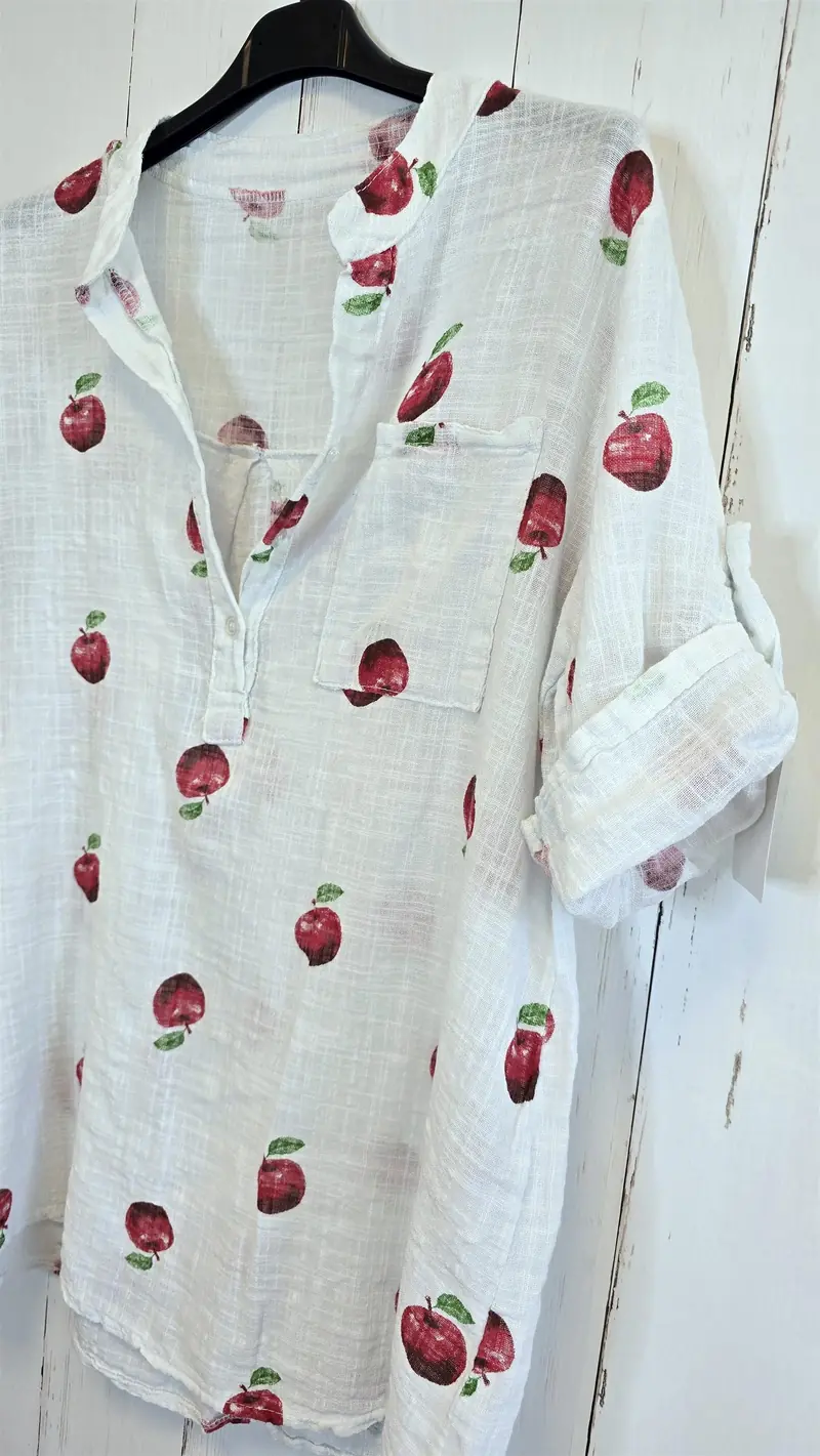 Bluse med epleprint