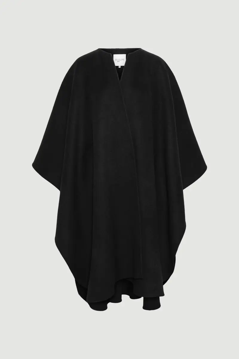 Camoens Shawl Black