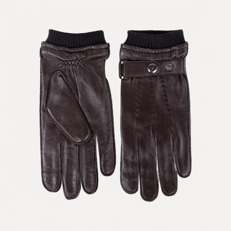 Carlie Glove
