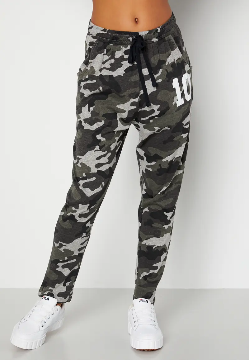 Carolyn tricot pants