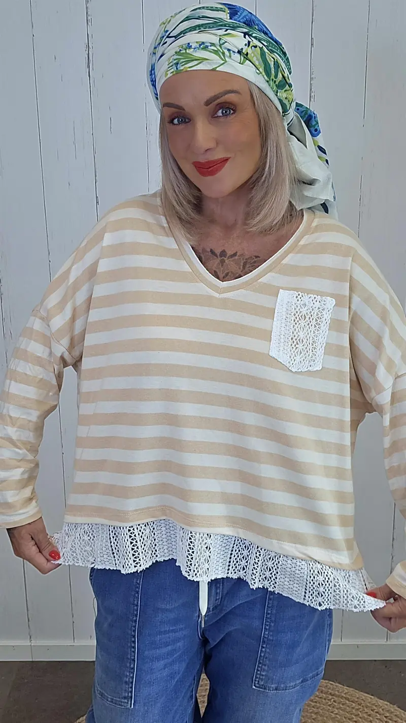 Cecilie stripet topp lys camel