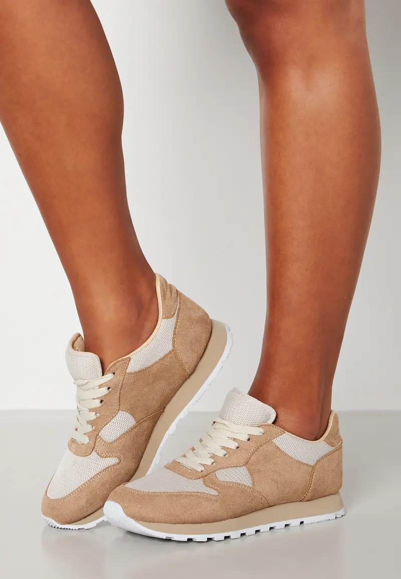 Charlene Sneakers