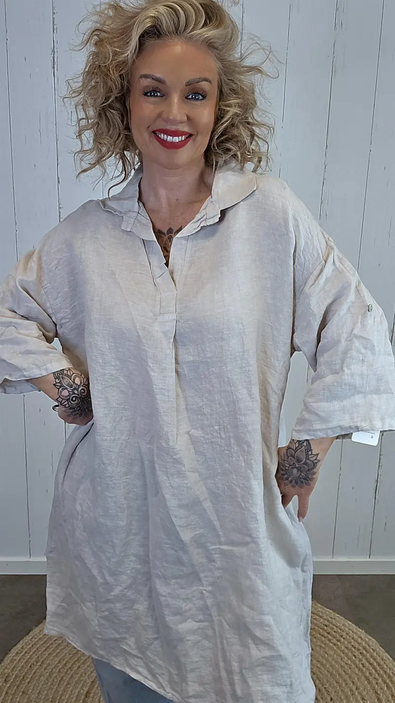 Christy beige linkjole med oppbrettbare ermer
