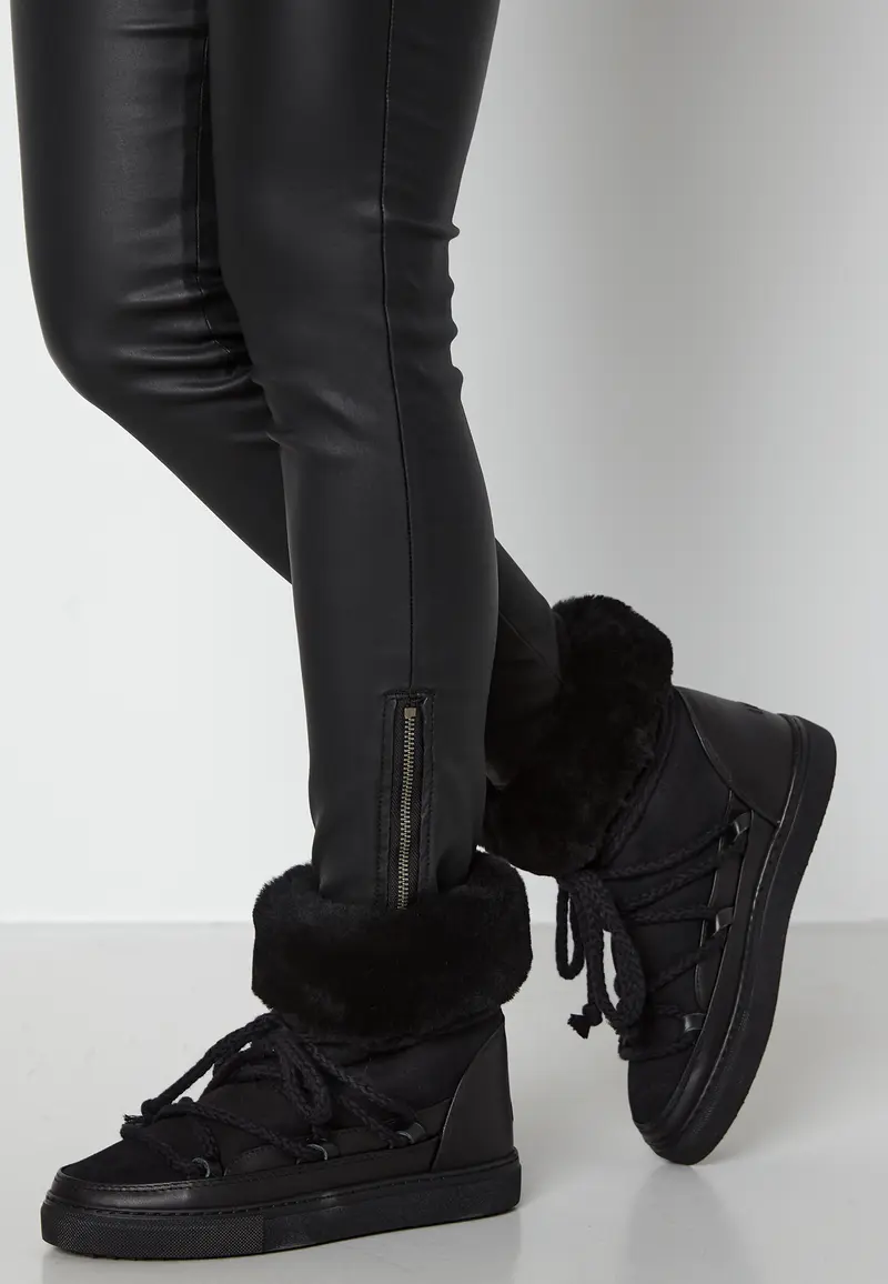 Classic High Sneaker