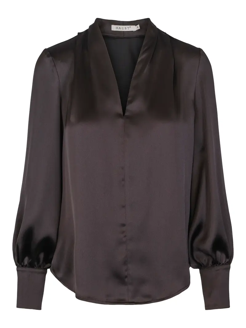 Classic V-neck blouse Black