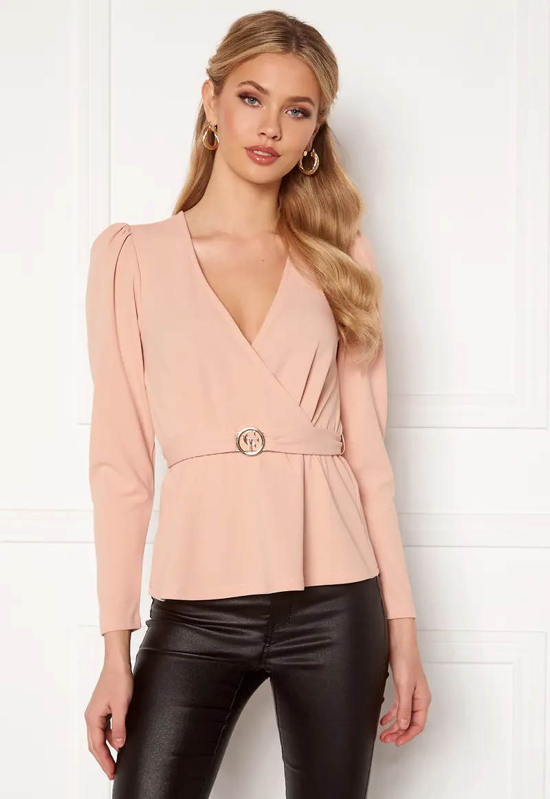 Cornelle buckle top