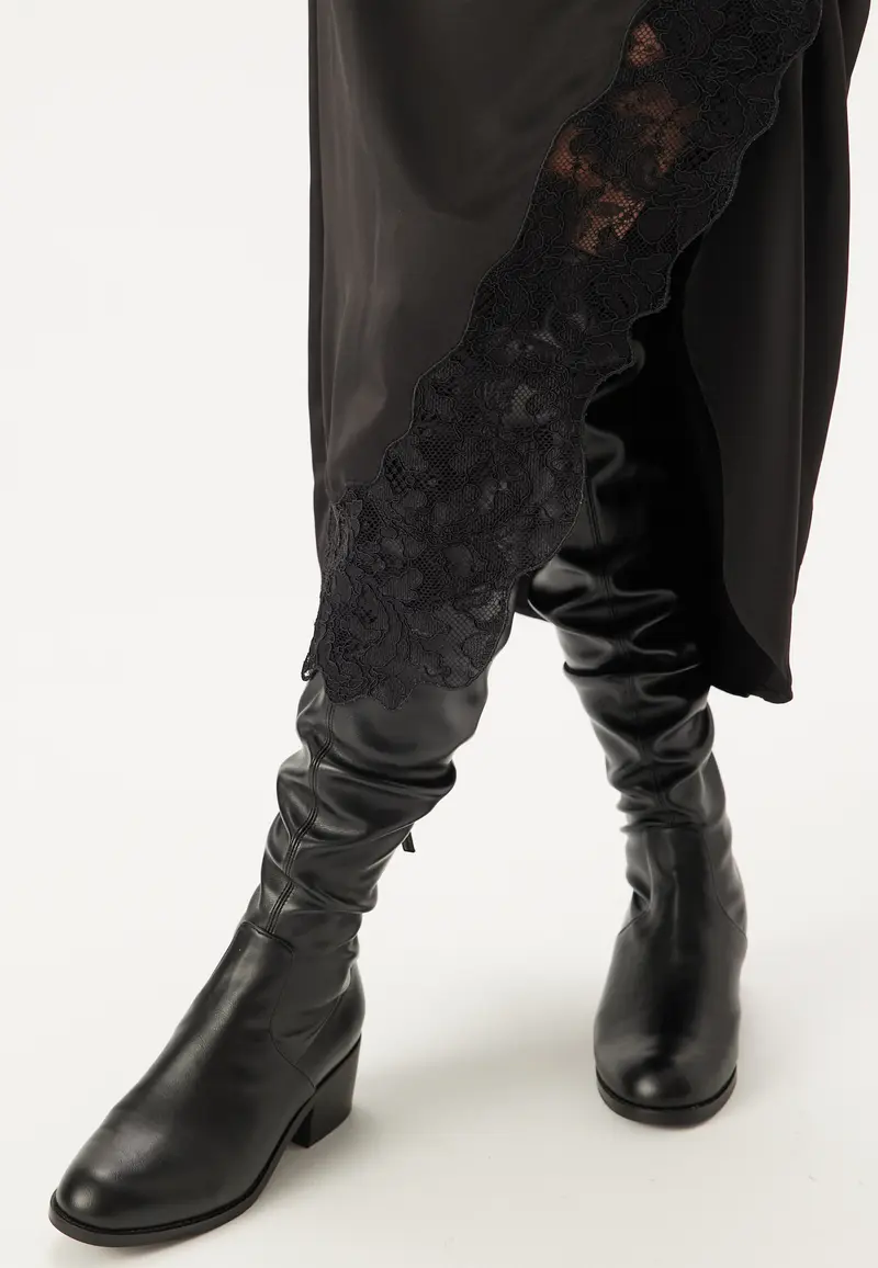 Courtside Overknee Boots