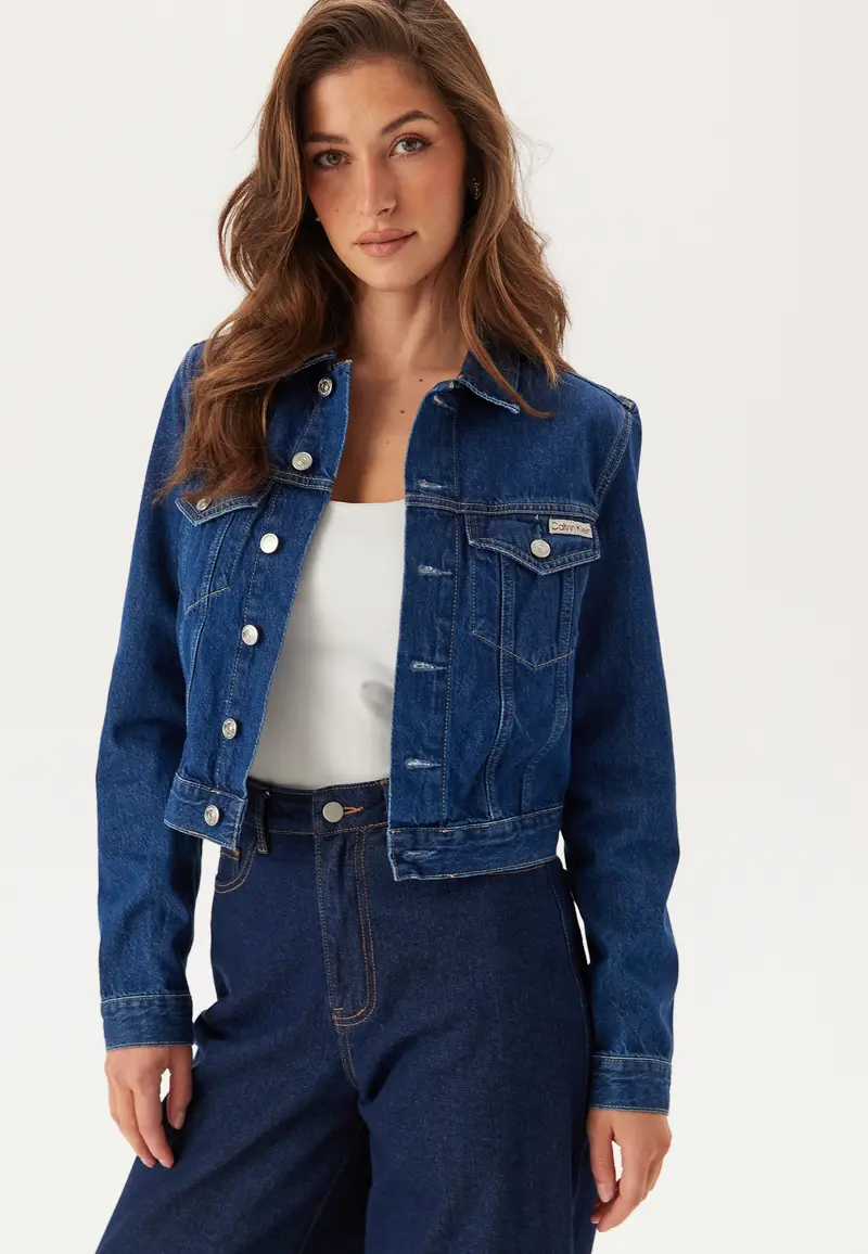 Cropped 90's Denim Trucker