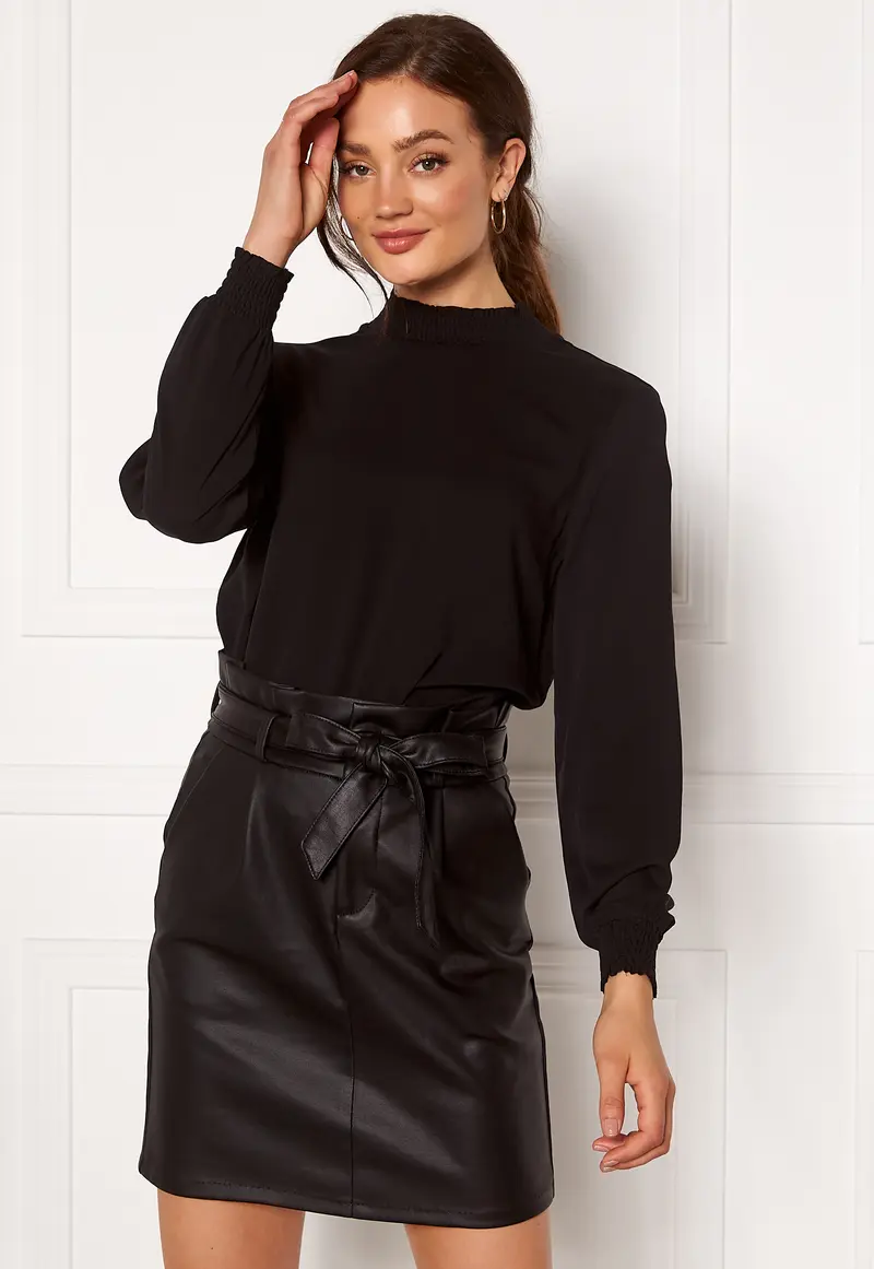 Dania Smock L/S Top