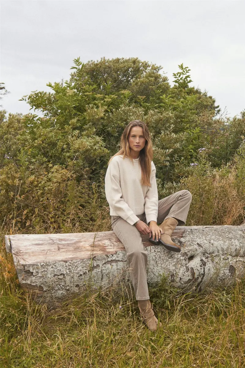 Detri Solid Knit Blouse Ivory