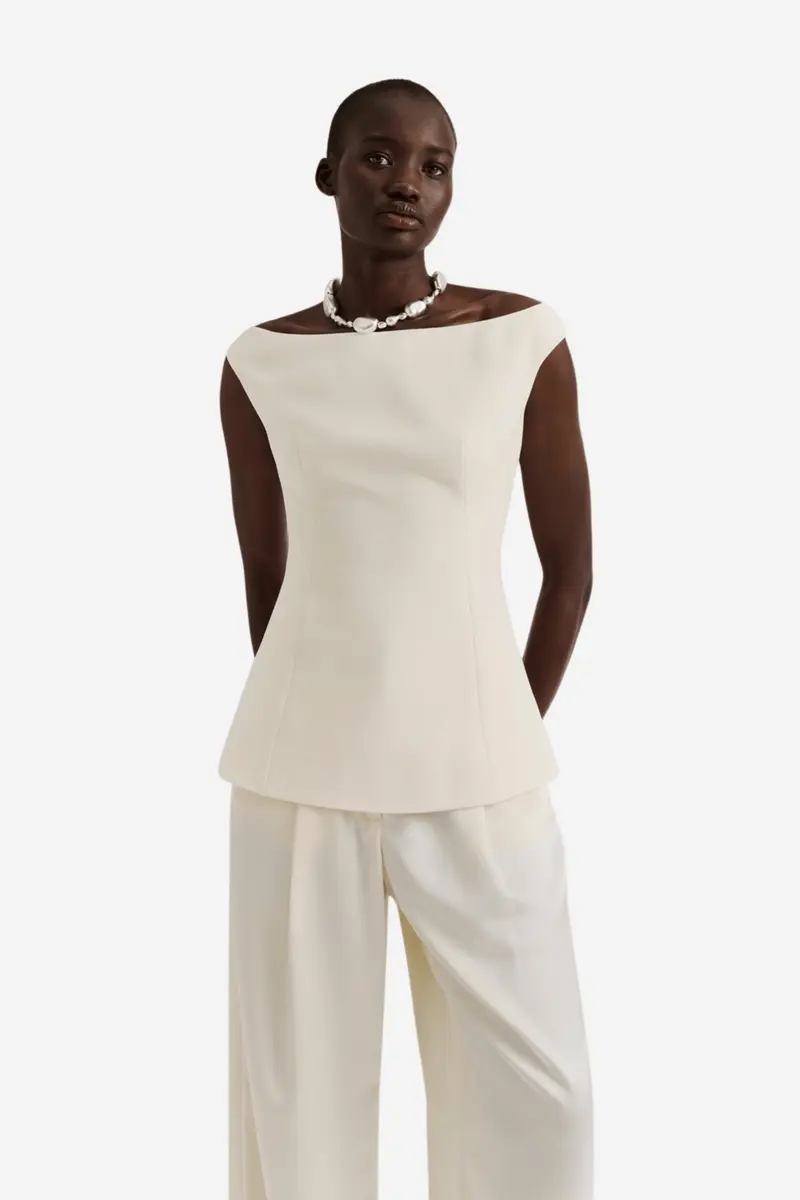 Diora Half Off Shoulder Top Vanilla
