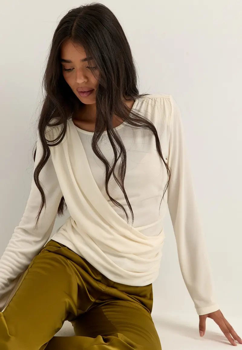 Drapy Top