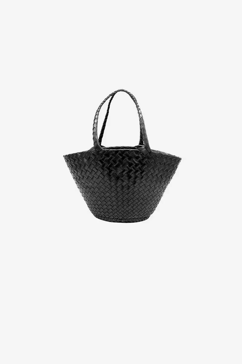 Egola Black