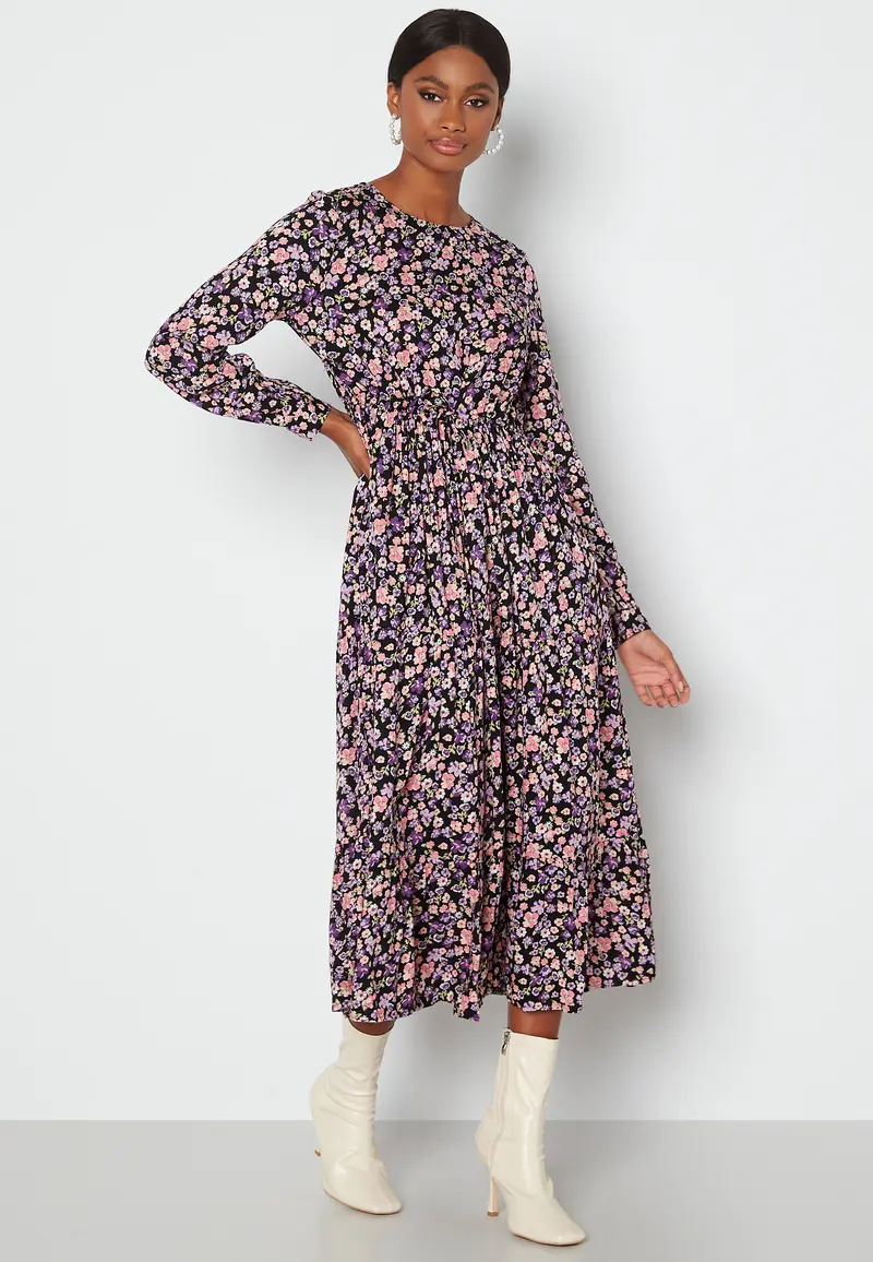 Ellia LS Midi Dress