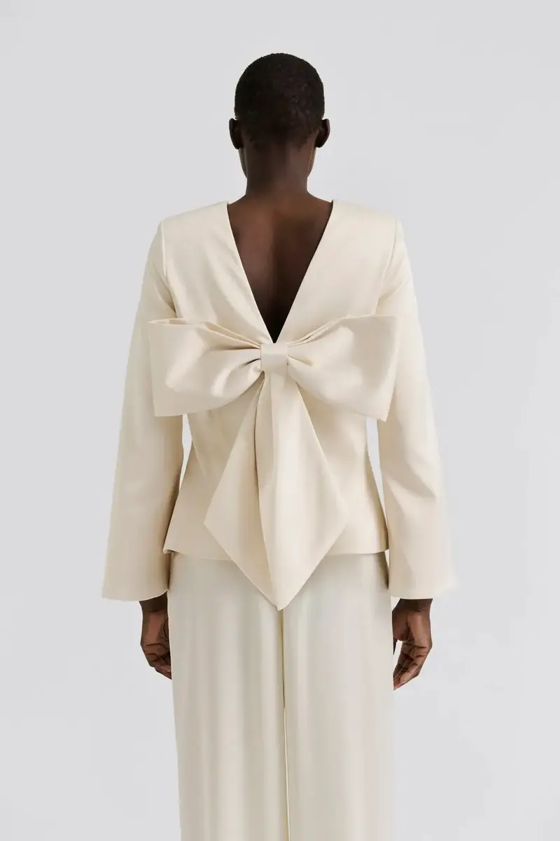 Elna Bow Detailed Top Vanilla