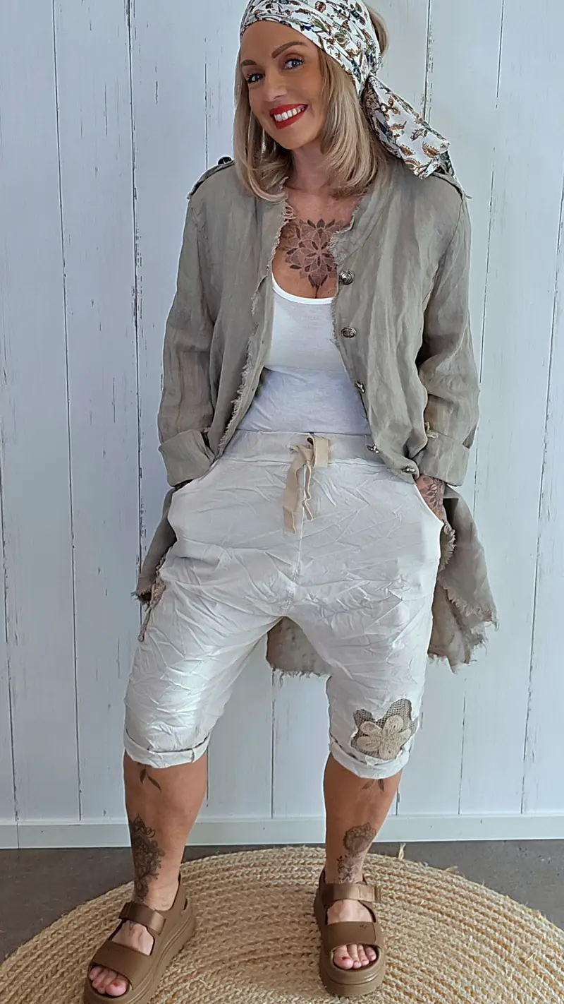 Elsa shorts i viskoseblanding beige