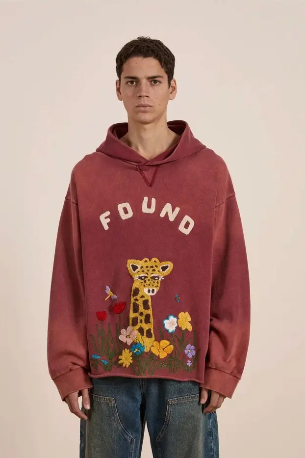 Embroidered Wildlife Hoodie Washed Berry