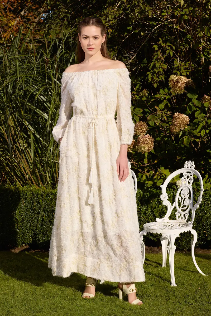 Embroidery dress White