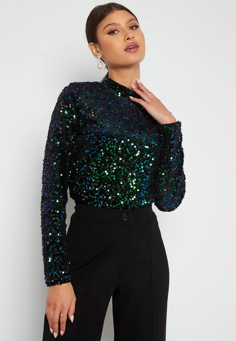 Fame L/S Highneck Sequins Top