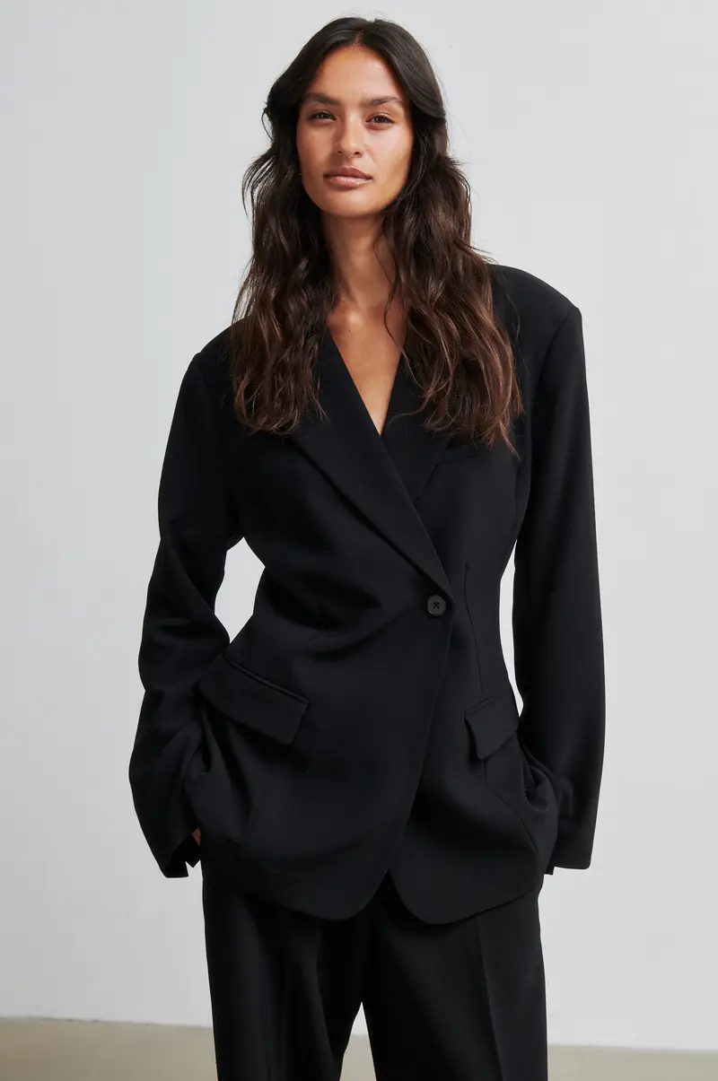 Fique Fitted Blazer