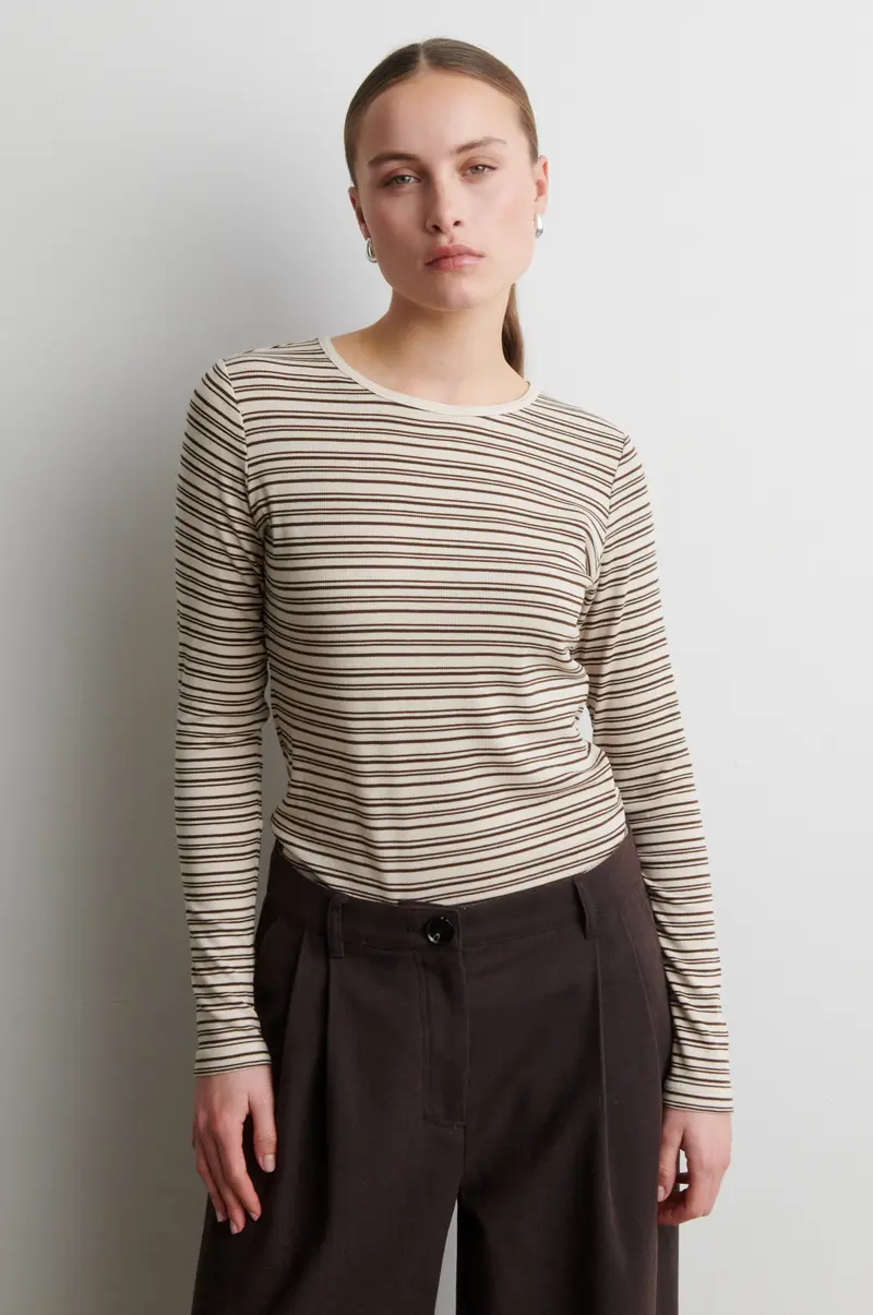 Flyra O-Neck Tee