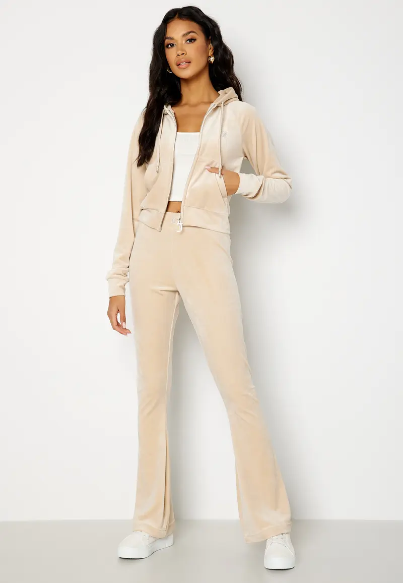 Freya Flares