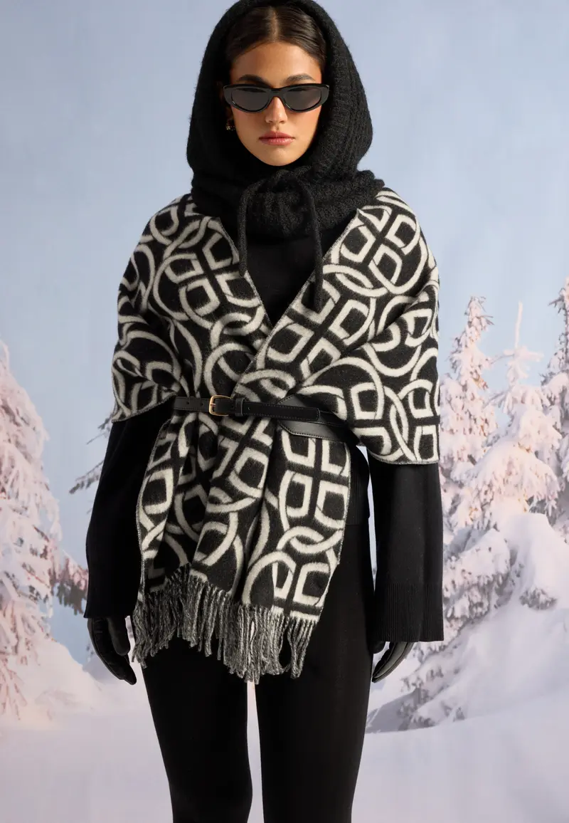 G Pattern Wool Scarf