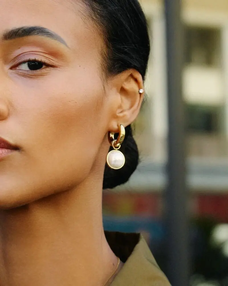 Gabrielle Hoops L Gold