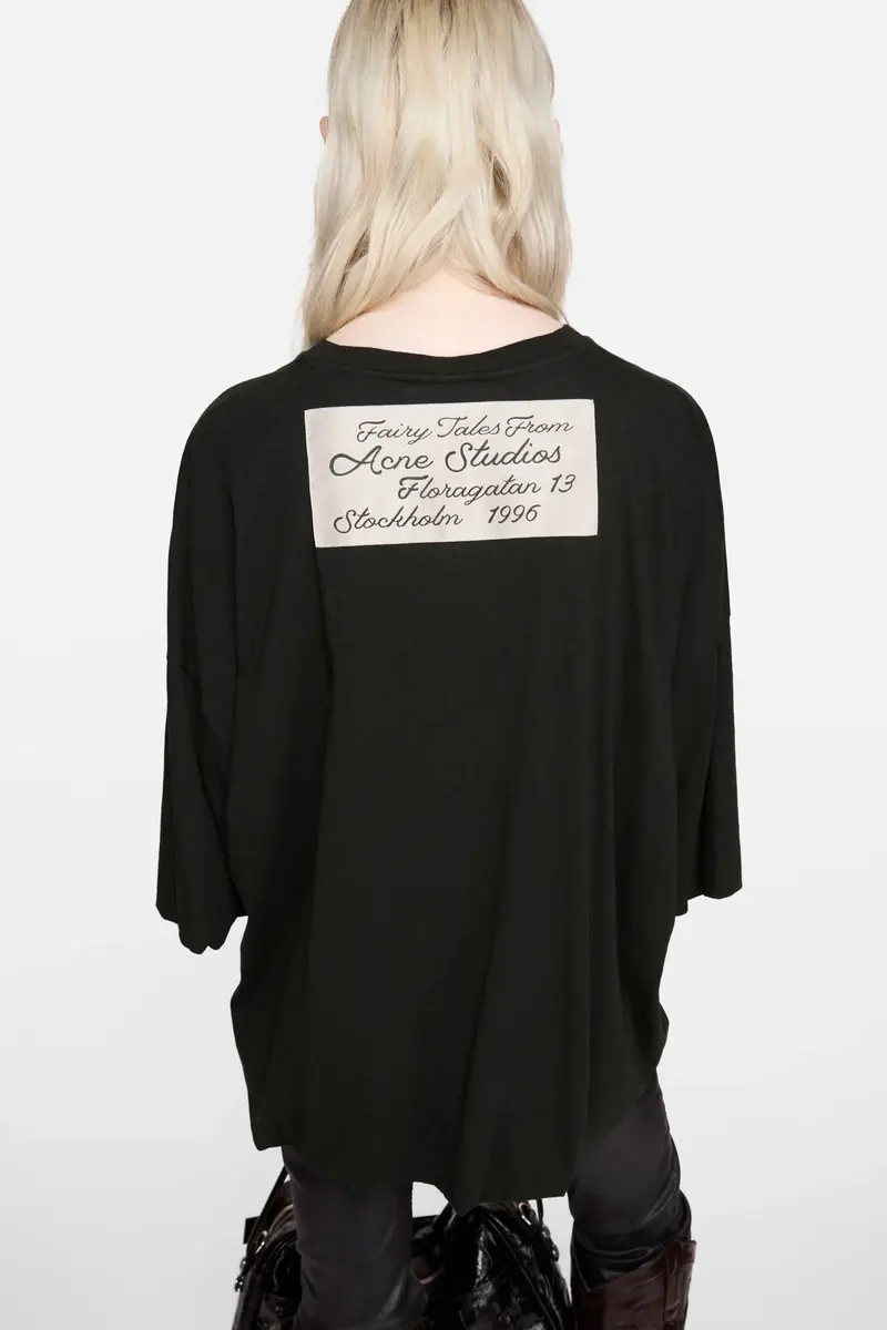 Gathered Logo T-shirt Black
