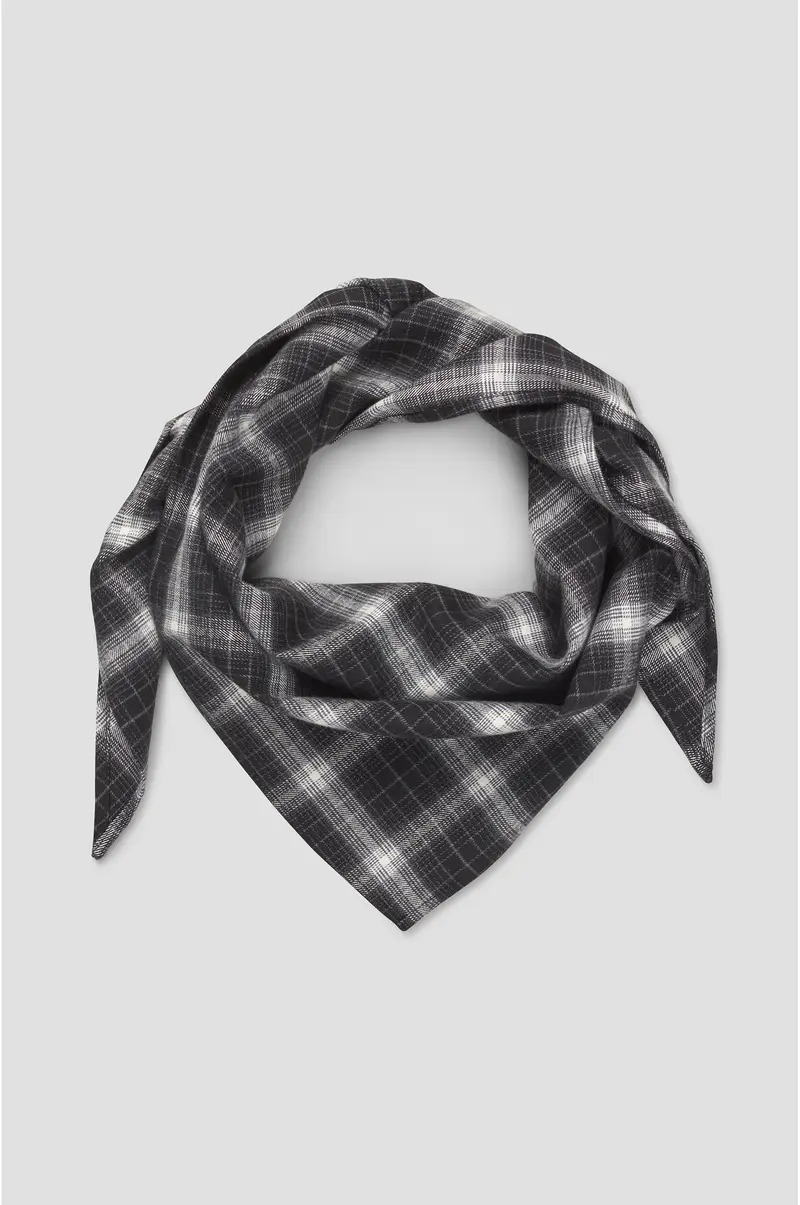 Genola Scarf