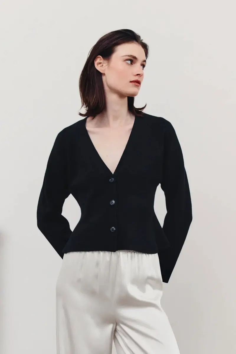 Ginny Merino Cardigan Black