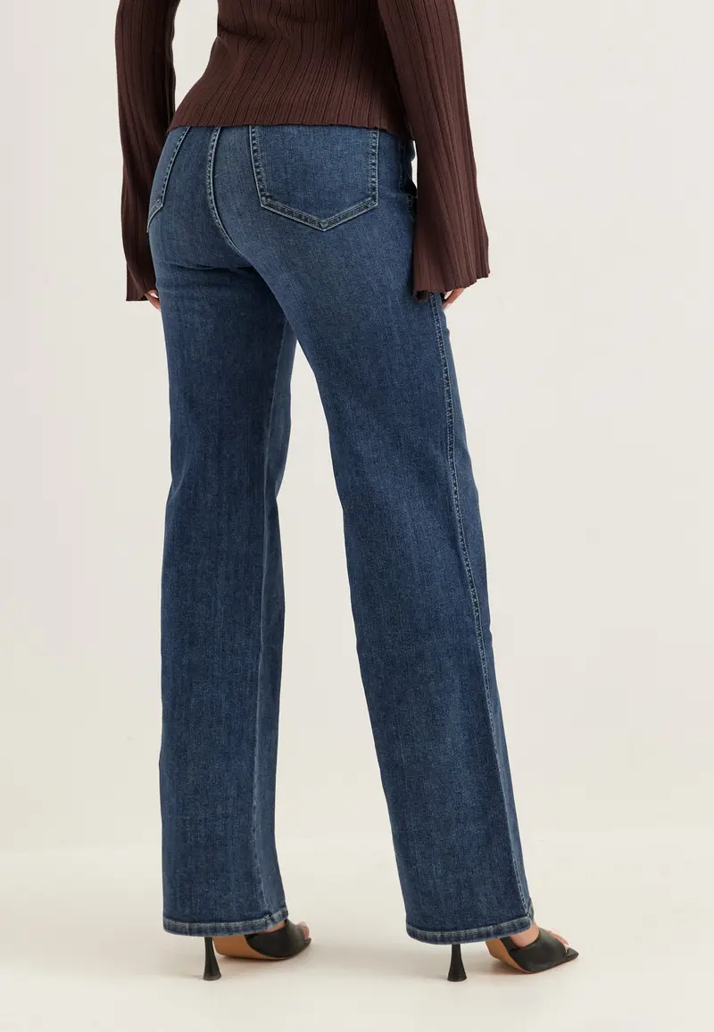 High Straight Leg Jeans